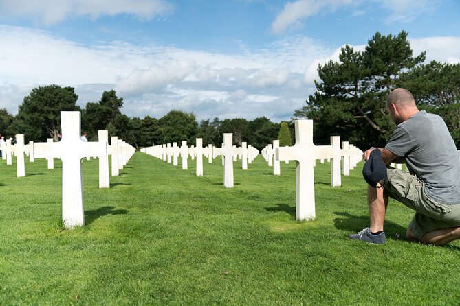 Normandy D-Day Landing Beaches Day Trip With Cider Tasting & Lunch From Paris - Tour Guides