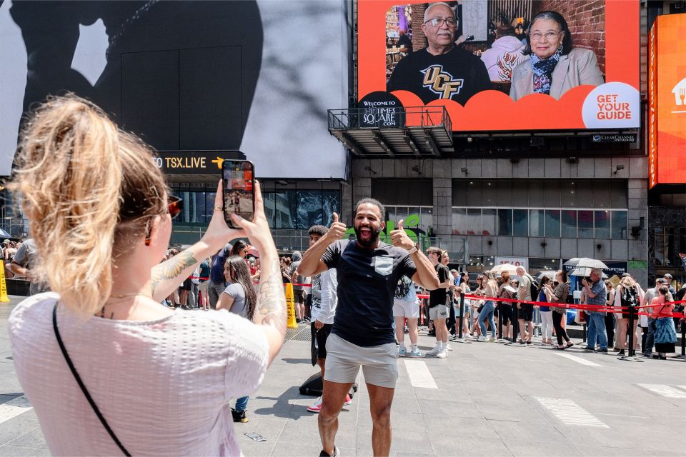 NYC: See Yourself on a Times Square Billboard for 24 Hours - Experience Details