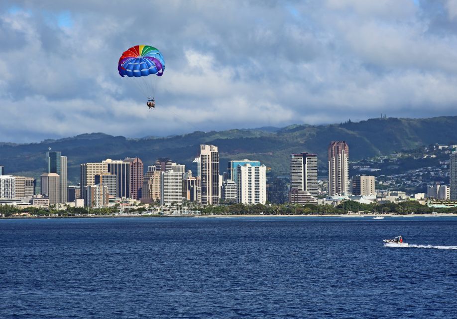 Oahu: Diamond Head Sunrise and Parasailing Tour - Sunrise Hike at Diamond Head