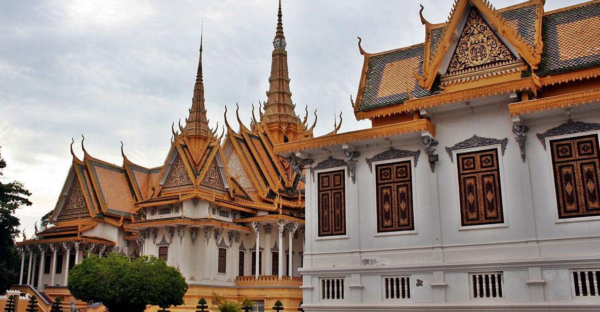 One Day Private Guide Tour History in Phnom Penh - Historical Sites