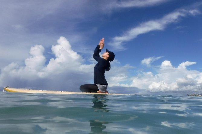 Paddleboard Yoga Class in Honolulu - Inclusions