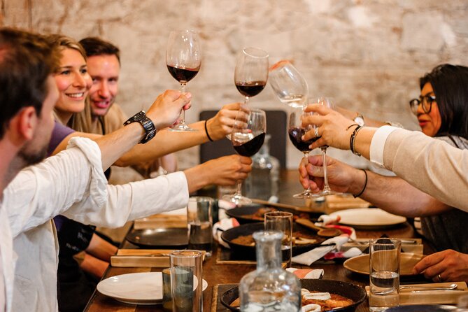 Paella Experience and Bottomless Wine in Barcelona - Activity Itinerary