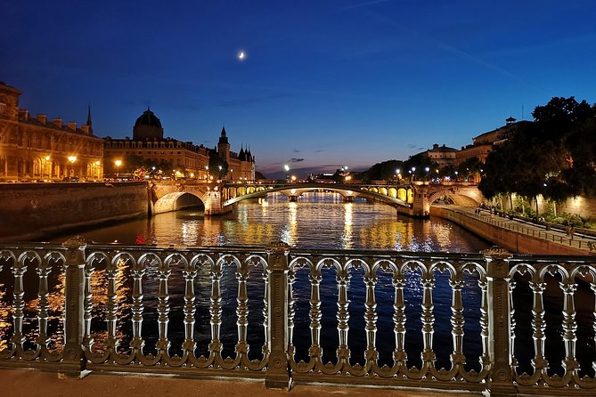 Paris Evening City of Lights Small Group Bike Tour & Boat Cruise - Meeting Point and Start Time