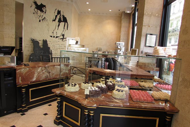 Paris - Pastry & Chocolate Family Tour in the Marais - Culinary Learning Experience