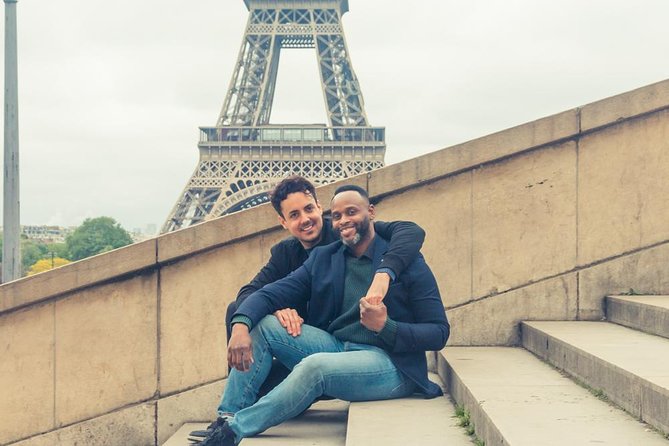 Paris Photo Shoot for Families and Couples - Customizable Photo Shoot Locations