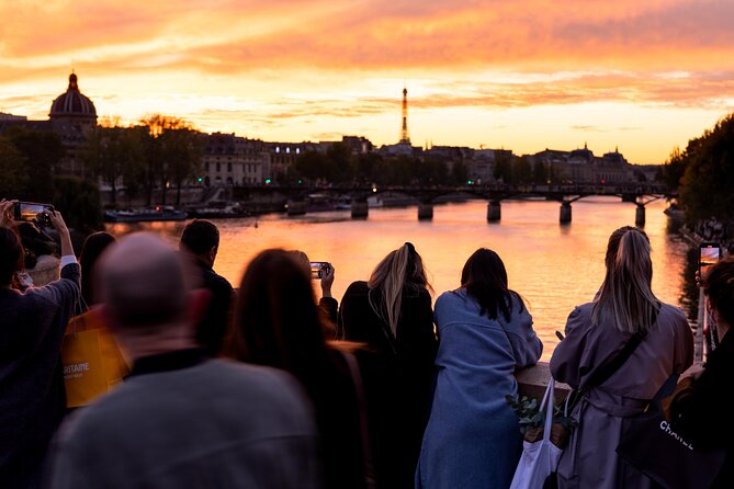 Paris Private Night Tour With River Cruise and Champagne Option - Meeting Point and Tour Itinerary