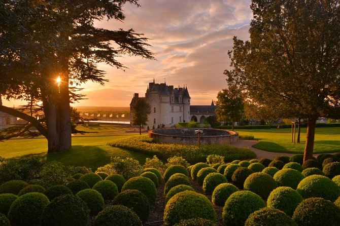Paris to Loire Valley Chateau Damboise and Chinon Winery Tour (Mar ) - Itinerary Details