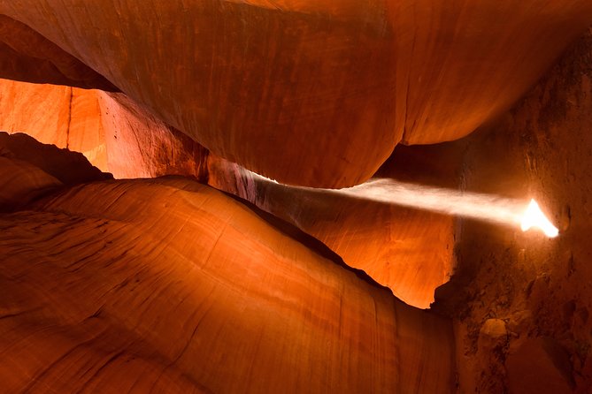 Peekaboo Slot Canyon 4WD Tour - Booking and Cancellation Policies