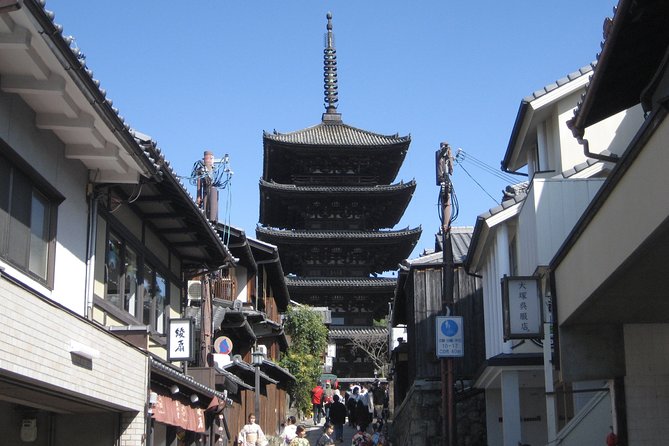Personalized Half-Day Tour in Kyoto for Your Family and Friends. - Meeting Point Details