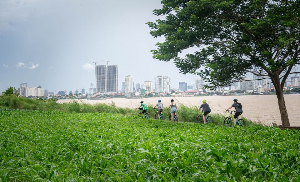 Phnom Penh: Silk Islands Half-Day Bike Tour - Tour Highlights