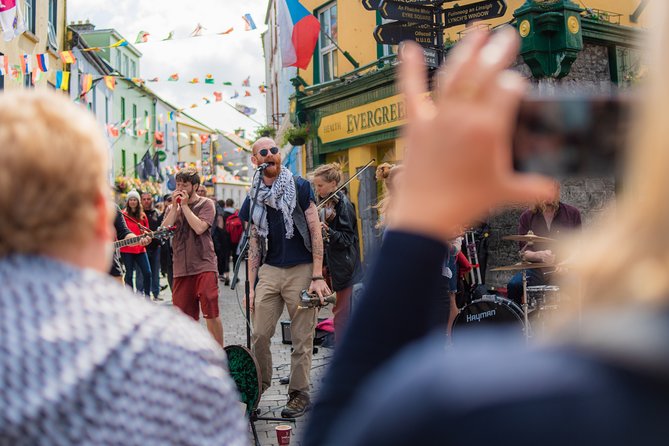 Photography Tour of Galway With an Instagram Influencer - Essential Equipment
