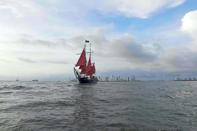 Pirate Ship Boat Tour & Sunset Skyline Tour - Meeting Point Details