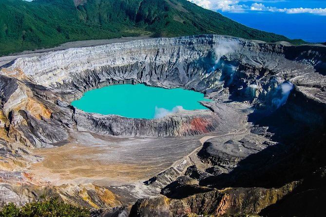 Poas Volcano National Park Half Day Tour From San Jose - Guide Expertise