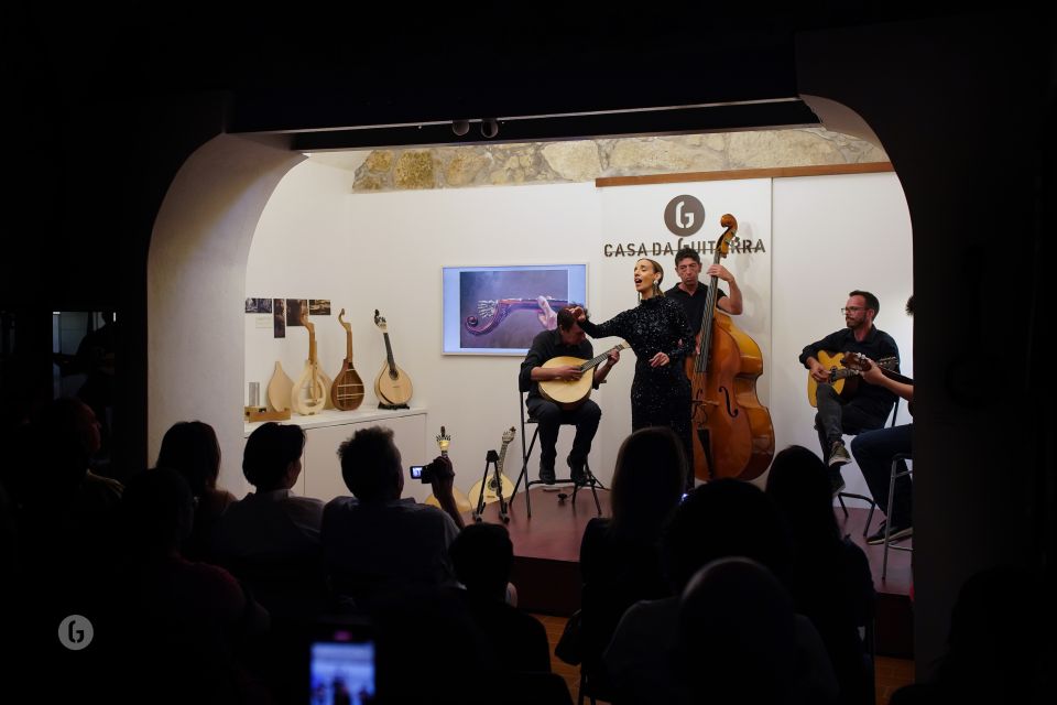 Porto: Fado Show With Port Wine - Review Summary