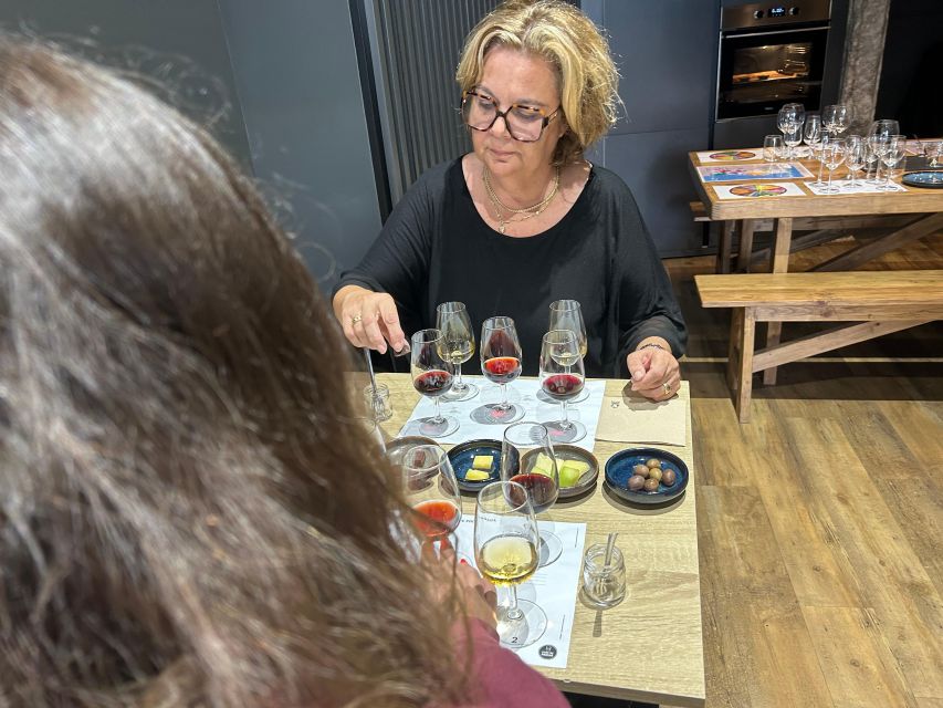 Porto: Guided Port Wine Tasting With Parings - Experience Highlights