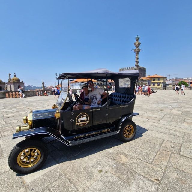 Porto: Porto & Vila Nova De Gaia Private Tour by Vintage Car - Booking Information & Policies