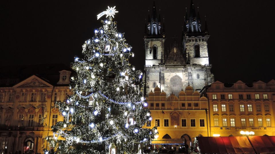 Prague: 2-3h Magical Christmas Markets Tour With Inclusions - Booking Information