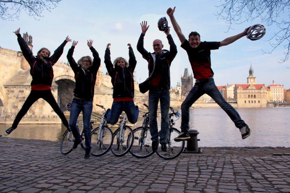 Prague: Bike or E-Bike City Tour With a Local Guide - Experience Highlights