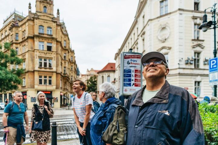 Prague: City Highlights By Bus, Boat, and on Foot - Multilingual Guided Tours and Starting Points