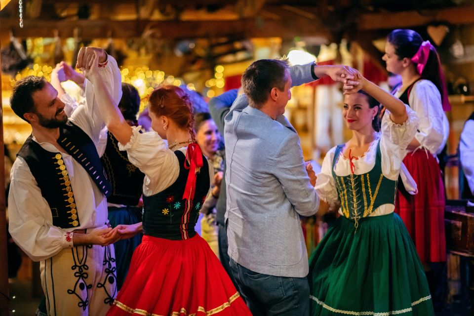 Prague: Folkloric Dinner Show With Unlimited Drinks - Experience Highlights