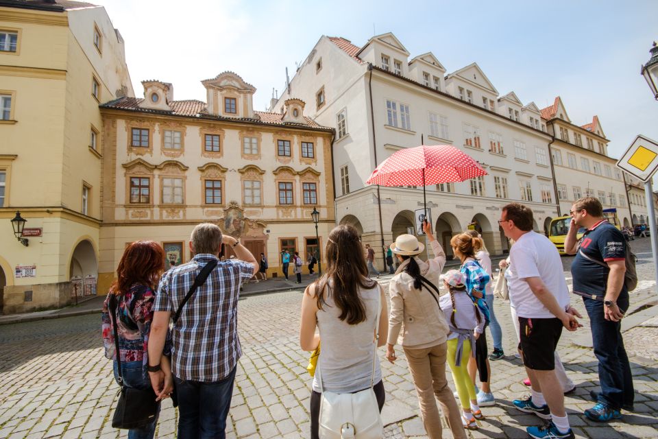 Prague: Guided Bus & Walking Tour With River Cruise & Lunch - Activity Highlights
