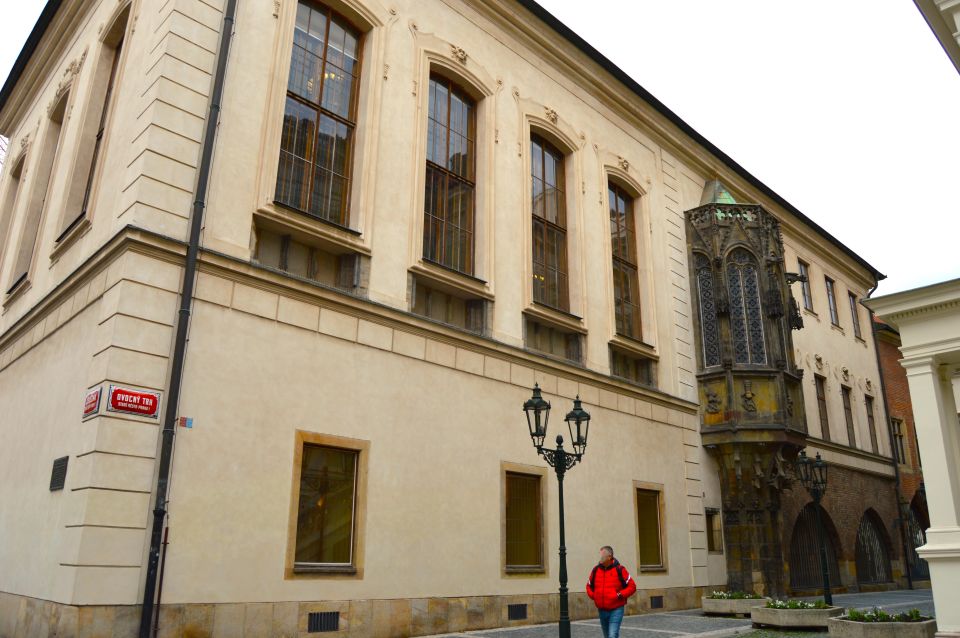 Prague: National Museum Ticket & Online Audioguide City Tour - Booking Information