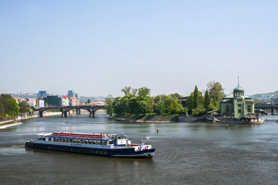 Prague: Panoramic Vltava River Cruise - Highlights and Reviews