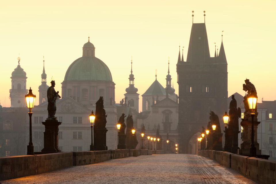 Prague: Prague Tour in Full - Live Spanish Tour Guide