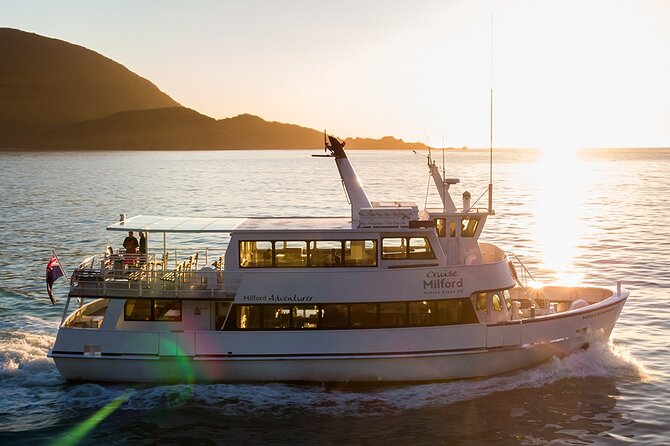 Premium Milford Sound Tour Including Cruise, Flight and Lunch - Booking Information