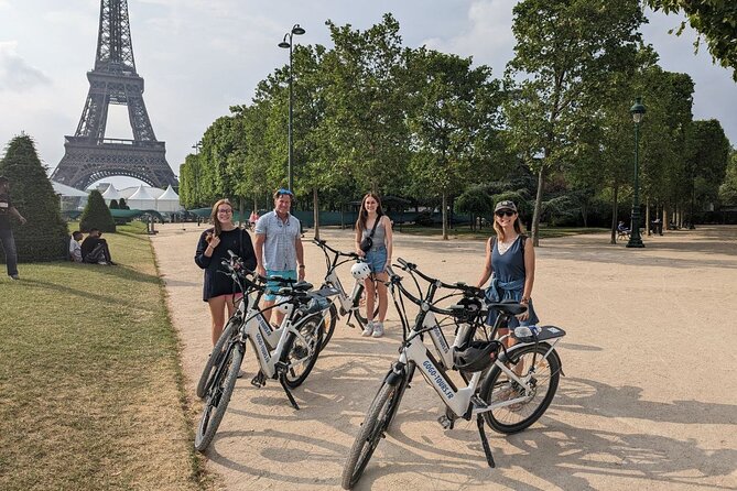 Private 2.5 Hour E-Bike Tour Around Paris - Logistics and Meeting Points