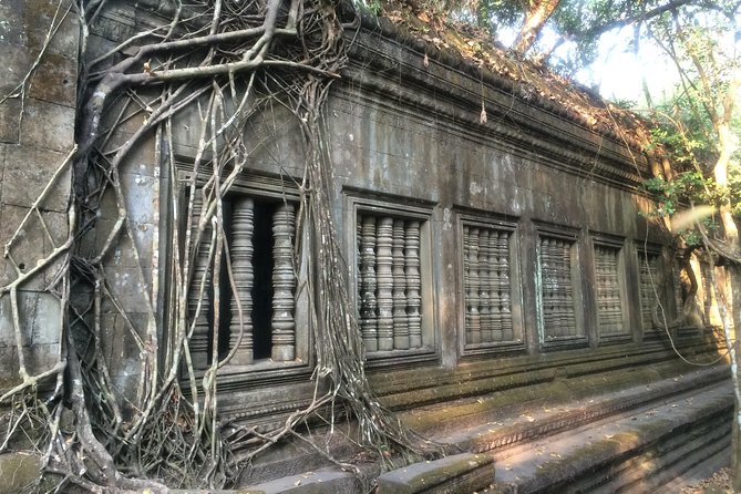 Private 2 Days Angkor Wat Sunrise Tours, Floating Village Tour & Beng Mealea - Traveler Engagement Benefits