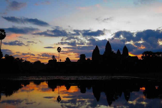 Private Angkor Wat Sunrise & Angkor Complex by English Speaking Minivan Driver - Booking Details