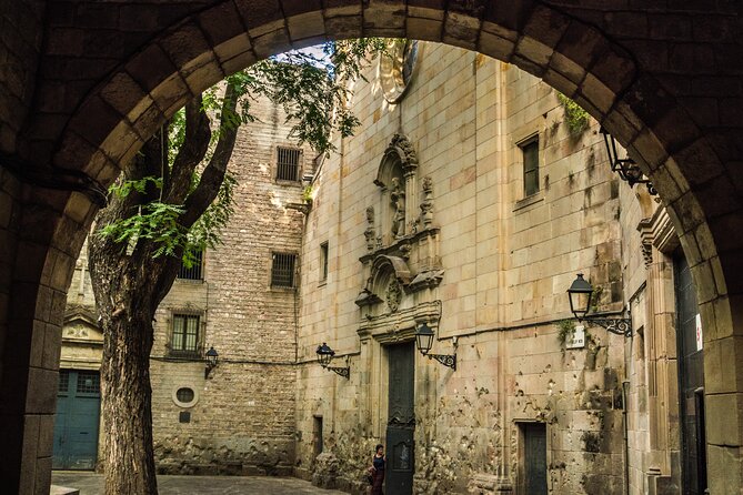 Private Barcelona Old Town Walking Tour: Gothic Quarter & Born - Itinerary Overview