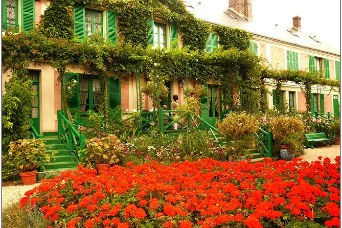Private Car Trip to Giverny Garden From Paris - Tour Information Highlights
