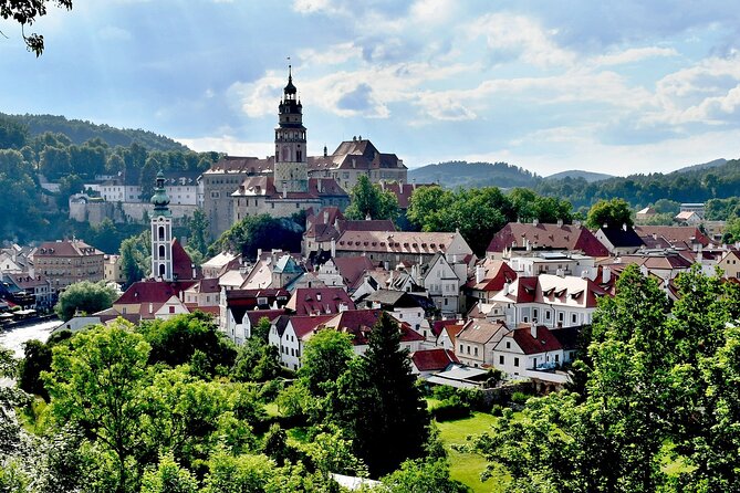 Private Day Tour to Cesky Krumlov From Vienna - Transportation Details