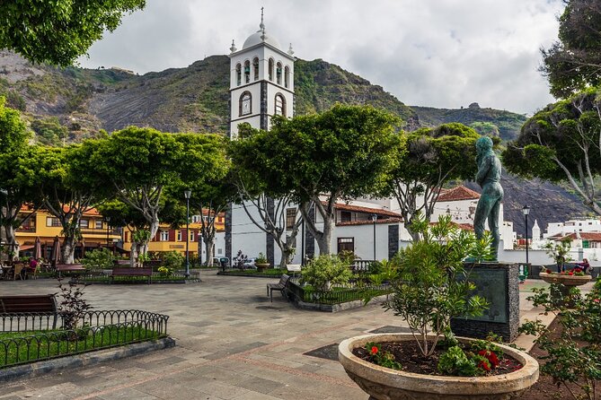 Private Excursion to Masca, Garachico, Icod in Tenerife - Icod De Los Vinos: Ancient Dragon Tree