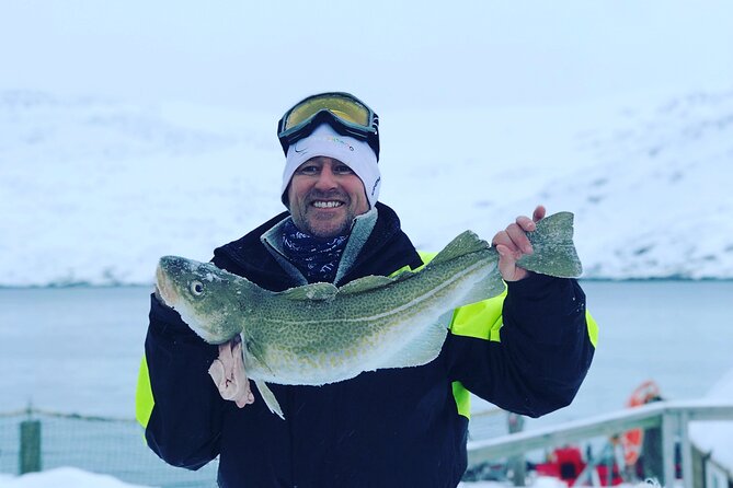 Private Fishing Guided Tour in Skarsvåg Around the North Cape - What to Expect