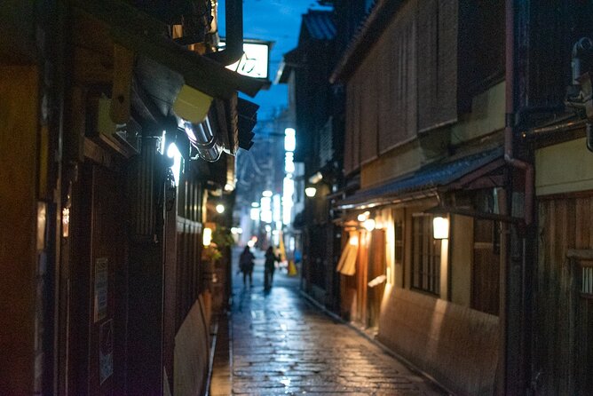 Private FOOD Walking Tour in Kyoto City Highlight Exploration - Food Tasting Experiences