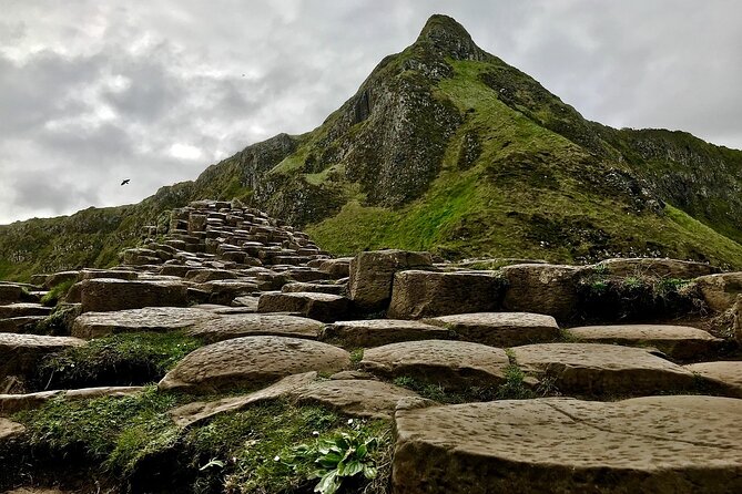 Private Full-Day Giants Causeway Tour From Dublin - Itinerary Overview