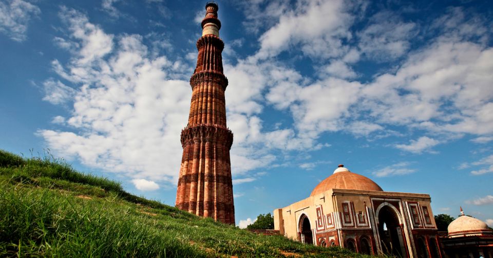 Private Guided Day Trip of Old & New Delhi by AC Car - Experience and Highlights