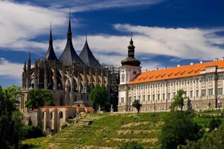 Private Guided Tour From Prague to UNESCO Kutna Hora - Experience Highlights