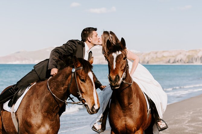 Private Horse Riding Experience in Santorini - Meeting and Pickup Details