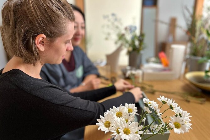 Private Ikenobo Ikebana Class at Local Teachers Home - What To Expect