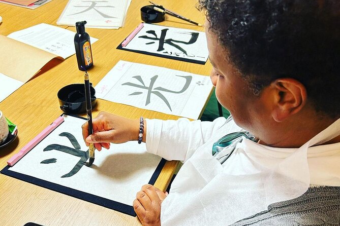 Private Japanese Calligraphy Class in Kyoto - Logistics and Accessibility