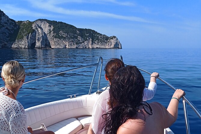 Private Luxury 6.5m 140hp Speedboat Cruise Shipwreck & Blue Caves - Pricing and Booking Information