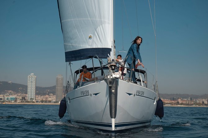 Private Sailing Trip in Barcelona With Drinks - Reviews and Ratings