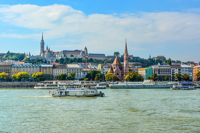 Private Scenic Transfer From Salzburg to Budapest With 4h of Sightseeing - Inclusions and Exclusions