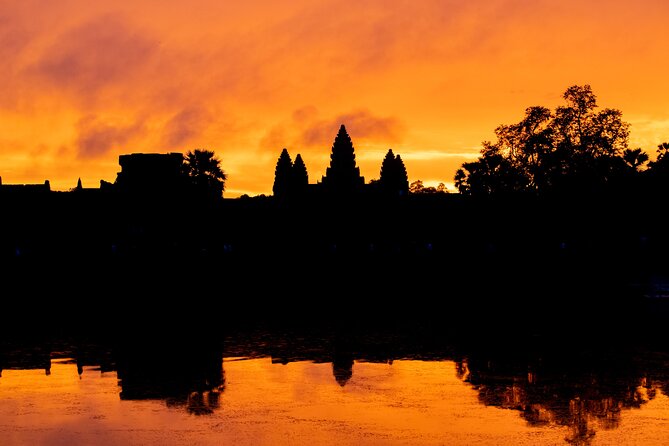 Private Sunrise Angkor Tour - Expert Guide & Breakfast Included - Itinerary Details