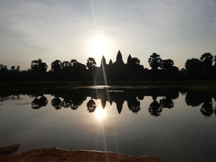 Private Sunrise Tour: Angkor Wat, Bayon and Ta Prohm Temple - Sunrise Experience