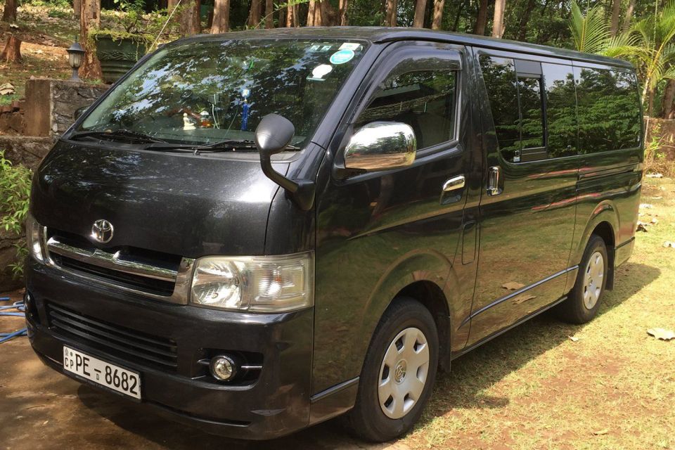 Private Transfer Between Airport CMB and Colombo by Van - Transfer Experience Details
